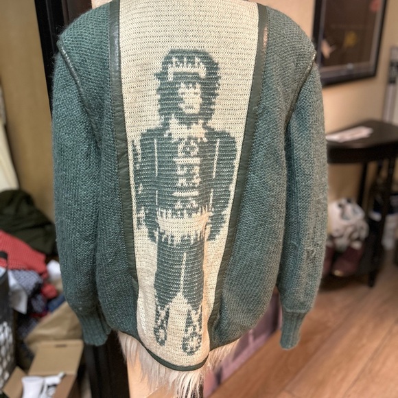 Donna Mizar Knit Sweater or Vest with Reversible Fur Lining - Removable Sleeves! - Picture 4 of 12